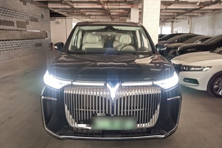 Used VOYAH Dream 2025 PHEV Four-Wheel-Drive Flagship Kunpeng Edition Front