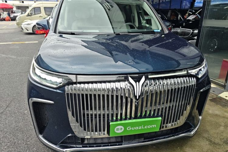 Used VOYAH Dream 2025 PHEV Four-Wheel-Drive Flagship Kunpeng Edition Front