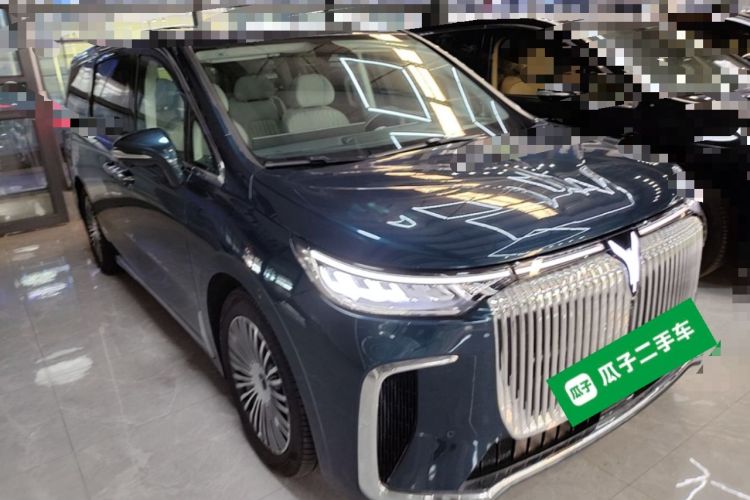 Used VOYAH Dream 2025 PHEV Four-Wheel-Drive Flagship Kunpeng Edition Front Right 45 Deg