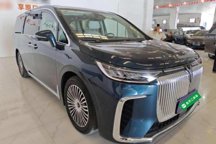 Used VOYAH Dream 2025 PHEV Four-Wheel-Drive Flagship Kunpeng Edition Front Right 45 Deg