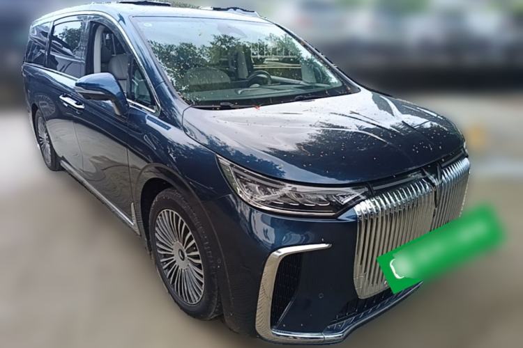 Used VOYAH Dream 2025 PHEV Four-Wheel-Drive Flagship Kunpeng Edition Front Right 45 Deg