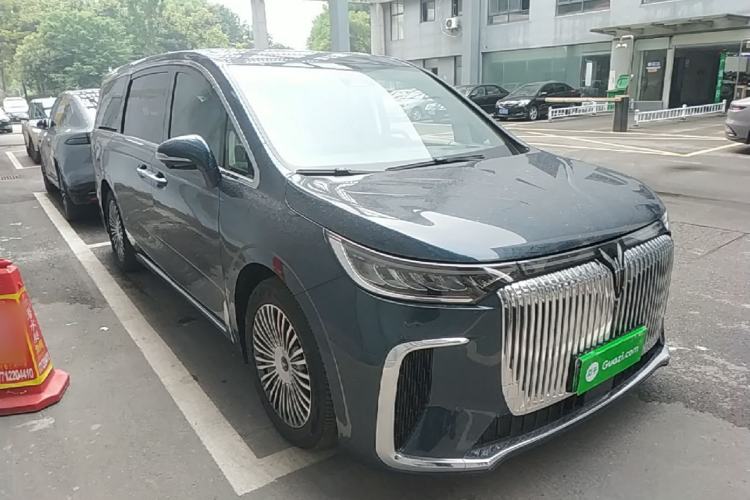 Used VOYAH Dream 2025 PHEV Four-Wheel Drive Prestige Kunpeng Edition Front Right 45 Deg