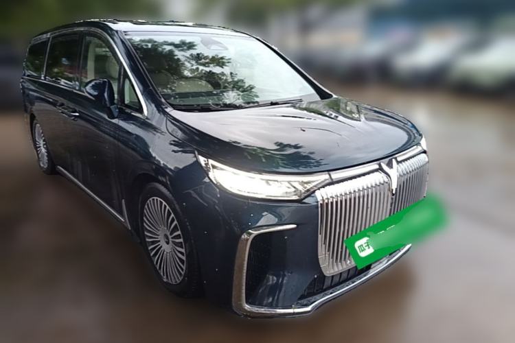 Used VOYAH Dream 2025 PHEV Four-Wheel-Drive Flagship Kunpeng Edition Front Right 45 Deg