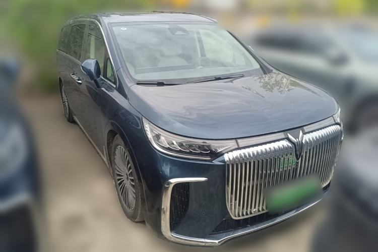 Used VOYAH Dream 2025 PHEV Four-Wheel-Drive Flagship Kunpeng Edition Front Right 45 Deg