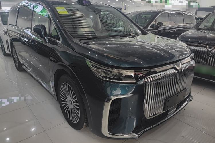 Used VOYAH Dream 2025 PHEV Four-Wheel Drive Excellence Qiankun Edition Front Right 45 Deg