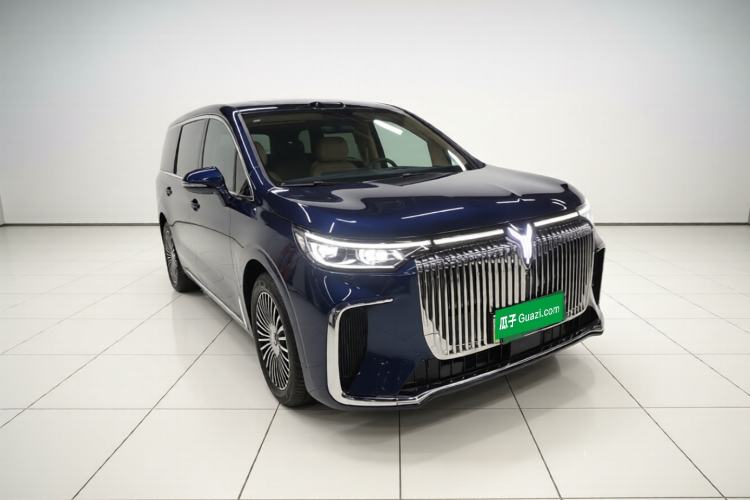 Used VOYAH Dream 2025 PHEV Four-Wheel Drive Prestige Qiankun Edition Front Right 45 Deg