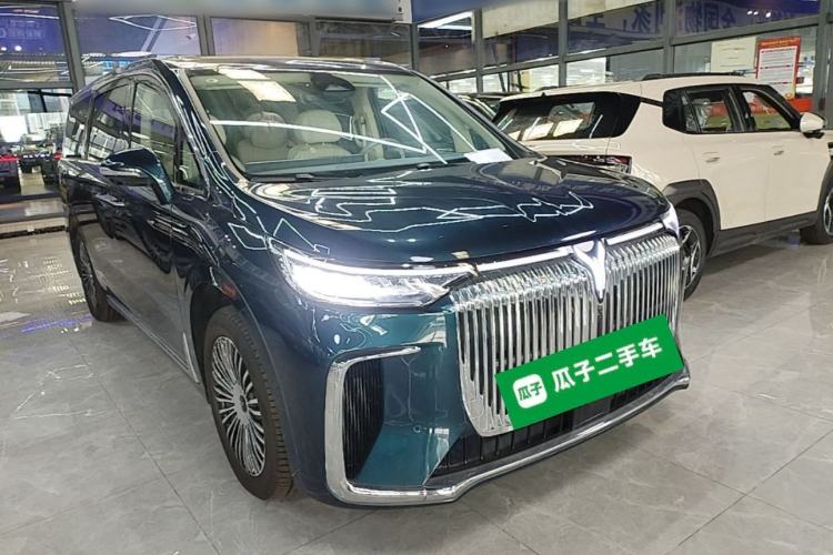 Used VOYAH Dream 2025 PHEV Four-Wheel-Drive Flagship Kunpeng Edition Front Right 45 Deg
