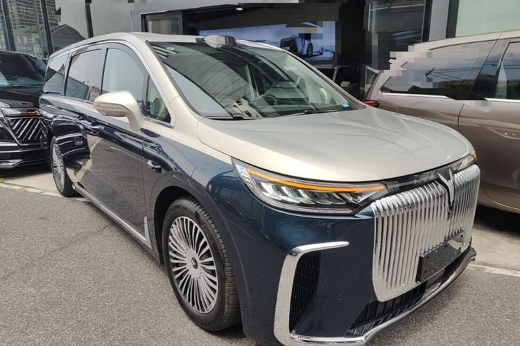 Used VOYAH Dream 2025 PHEV Four-Wheel-Drive Flagship Version – Qiankun Edition Front Right 45 Deg