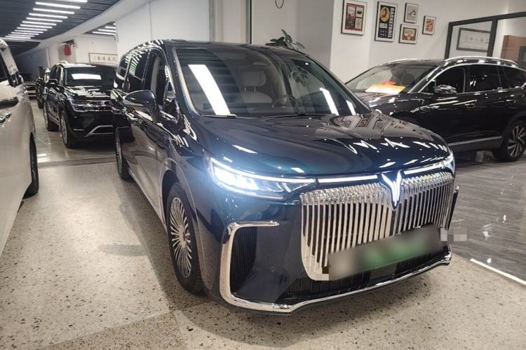 Used VOYAH Dream 2025 PHEV Four-Wheel Drive Prestige Kunpeng Edition Front Right 45 Deg