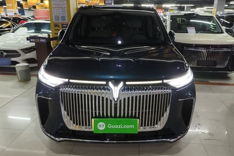 Used VOYAH Dream 2025 PHEV Four-Wheel-Drive Flagship Kunpeng Edition Front