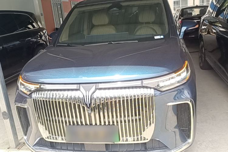Used VOYAH Dream 2025 PHEV Four-Wheel-Drive Flagship Kunpeng Edition Front