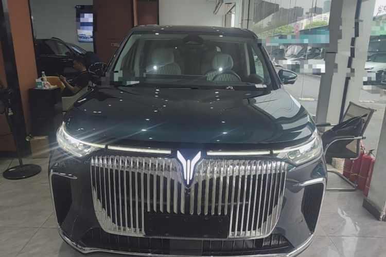 Used VOYAH Dream 2025 PHEV Four-Wheel-Drive Flagship Kunpeng Edition Front