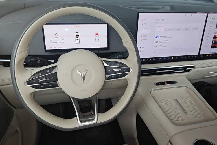 Used VOYAH Dream 2025 PHEV Four-Wheel-Drive Flagship Kunpeng Edition Gear Lever