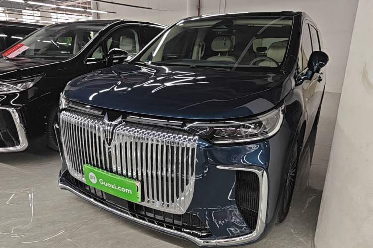Used VOYAH Dream 2025 PHEV Four-Wheel-Drive Flagship Kunpeng Edition Guazi used car, China used car export, Used car for sale, Used cars, Cheapest cars for sale
