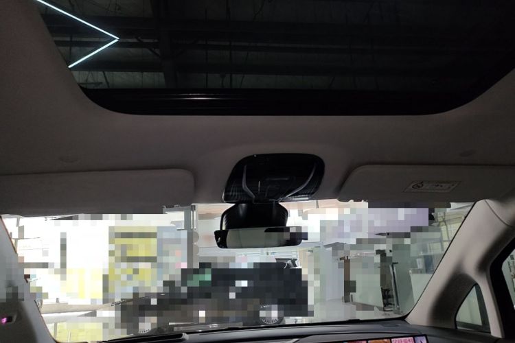 Used VOYAH Dream 2025 PHEV Four-Wheel-Drive Flagship Kunpeng Edition Headliner
