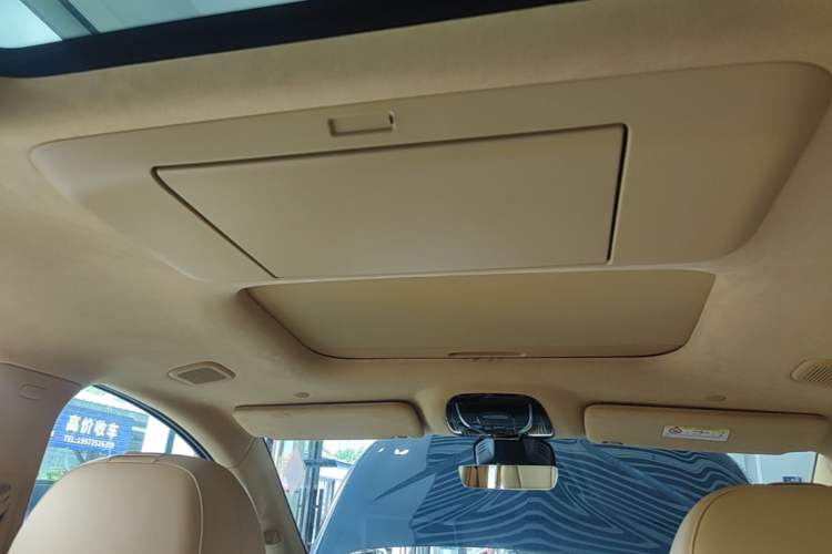 Used VOYAH Dream 2025 PHEV Four-Wheel-Drive Flagship Kunpeng Edition Headliner