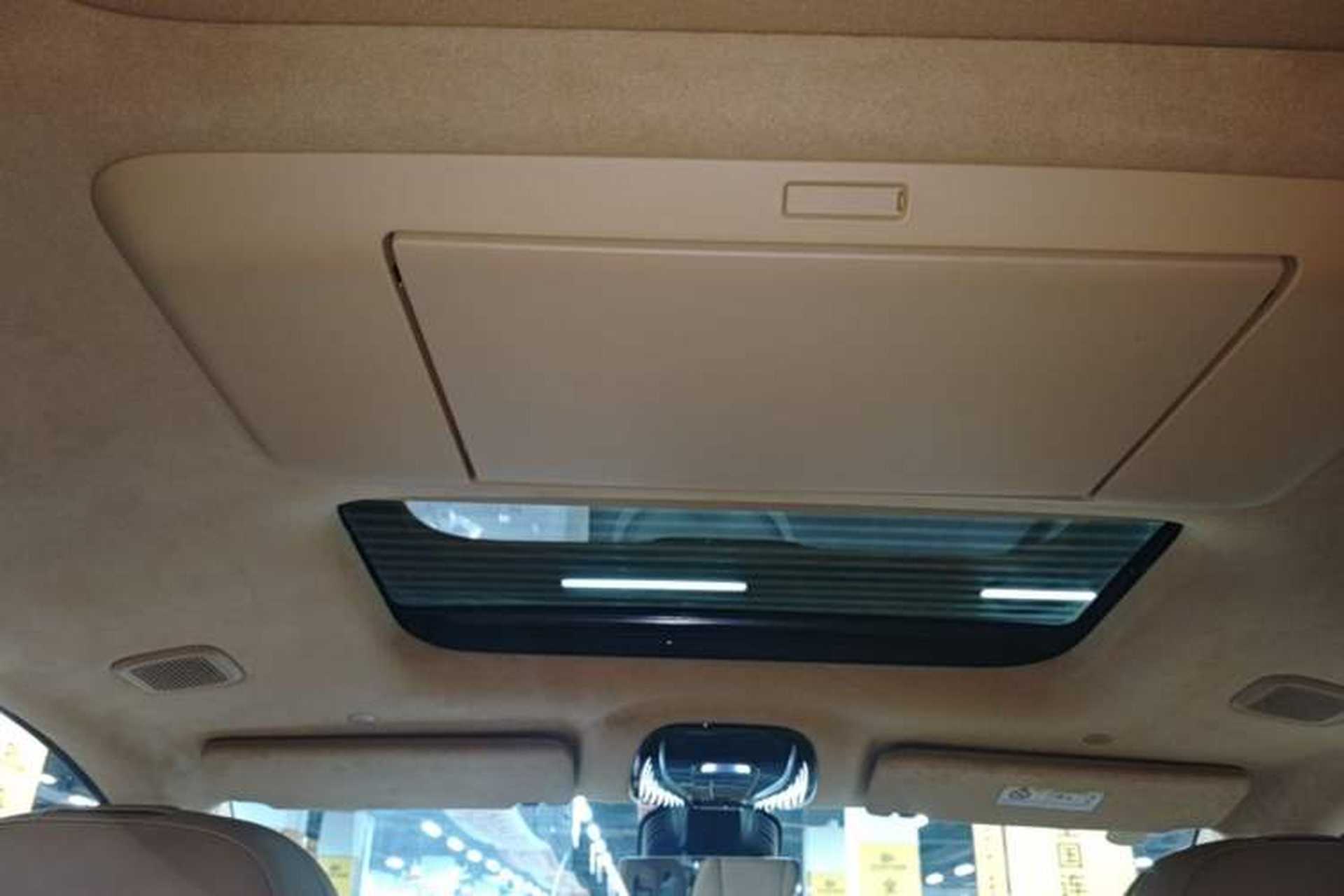 Used VOYAH Dream 2025 PHEV Four-Wheel-Drive Flagship Kunpeng Edition Headliner