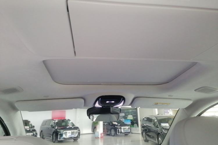 Used VOYAH Dream 2025 PHEV Four-Wheel-Drive Flagship Version – Qiankun Edition Headliner