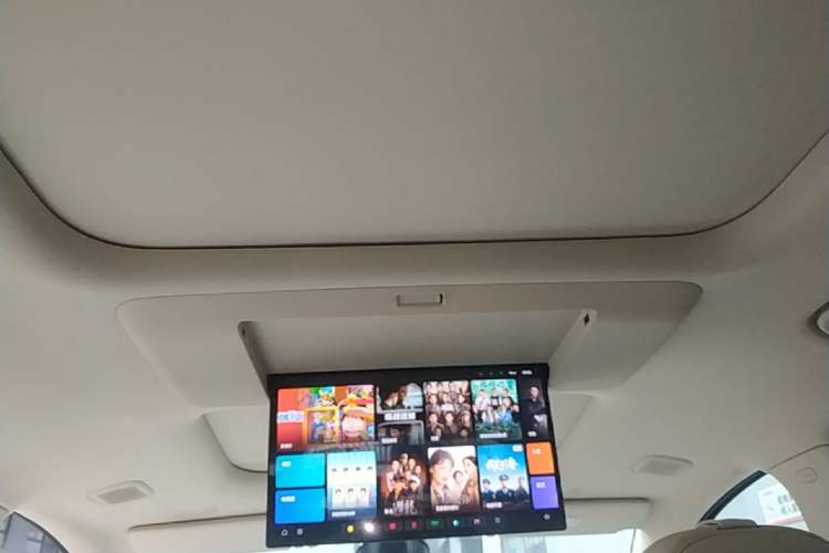 Used VOYAH Dream 2025 PHEV Four-Wheel Drive Prestige Kunpeng Edition Headliner