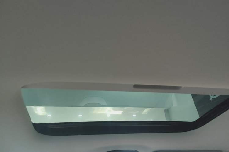 Used VOYAH Dream 2025 PHEV Four-Wheel Drive Excellence Qiankun Edition Headliner