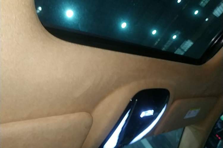 Used VOYAH Dream 2025 PHEV Four-Wheel Drive Prestige Qiankun Edition Headliner
