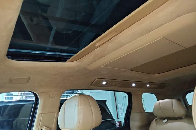 Used VOYAH Dream 2025 PHEV Four-Wheel Drive Prestige Qiankun Edition Headliner