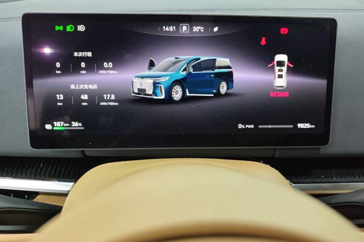 Used VOYAH Dream 2025 EV Four-Wheel Drive Prestige Qiankun Edition Instrument Cluster