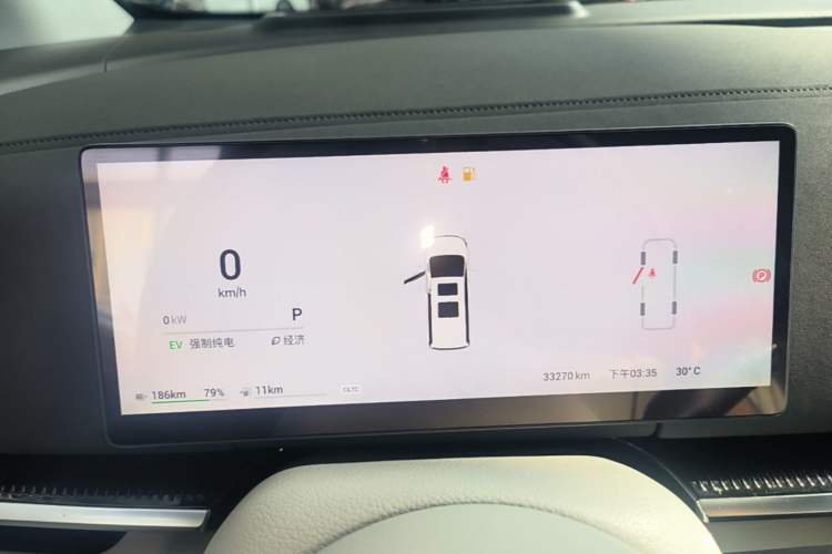 Used VOYAH Dream 2025 PHEV Four-Wheel-Drive Flagship Kunpeng Edition Instrument Cluster
