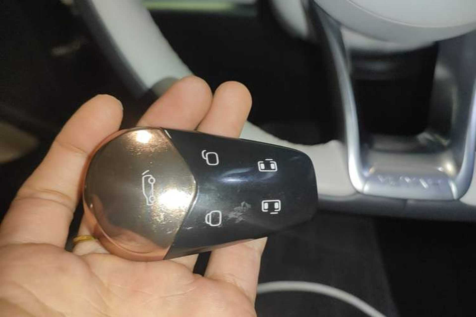 Used VOYAH Dream 2025 PHEV Four-Wheel-Drive Flagship Kunpeng Edition Interior 1
