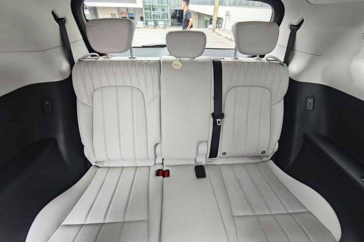 Used VOYAH Dream 2025 PHEV Four-Wheel-Drive Flagship Kunpeng Edition Interior 10