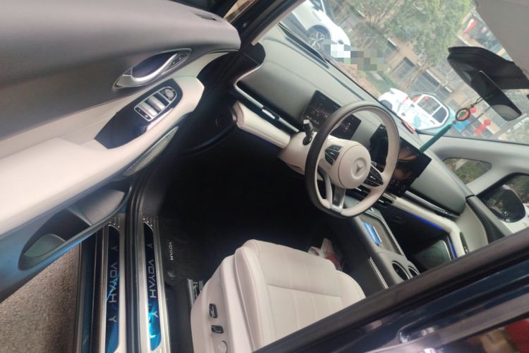 Used VOYAH Dream 2025 PHEV Four-Wheel-Drive Flagship Version – Qiankun Edition Interior 3