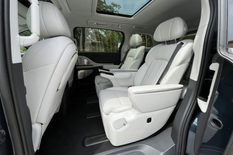 Used VOYAH Dream 2025 PHEV Four-Wheel-Drive Flagship Kunpeng Edition Interior 7
