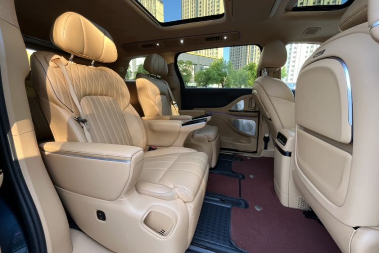 Used VOYAH Dream 2025 PHEV Four-Wheel-Drive Flagship Kunpeng Edition Interior 8
