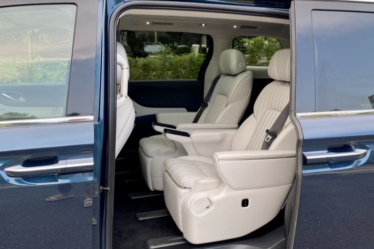 Used VOYAH Dream 2025 PHEV Four-Wheel-Drive Flagship Kunpeng Edition Interior 8