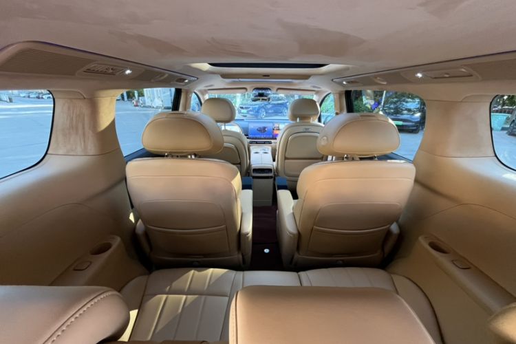 Used VOYAH Dream 2025 PHEV Four-Wheel-Drive Flagship Kunpeng Edition Interior 9