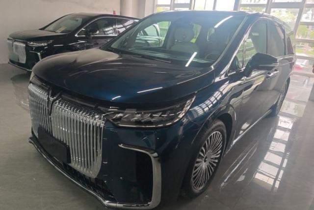 Used VOYAH Dream 2025 PHEV Four-Wheel-Drive Flagship Kunpeng Edition