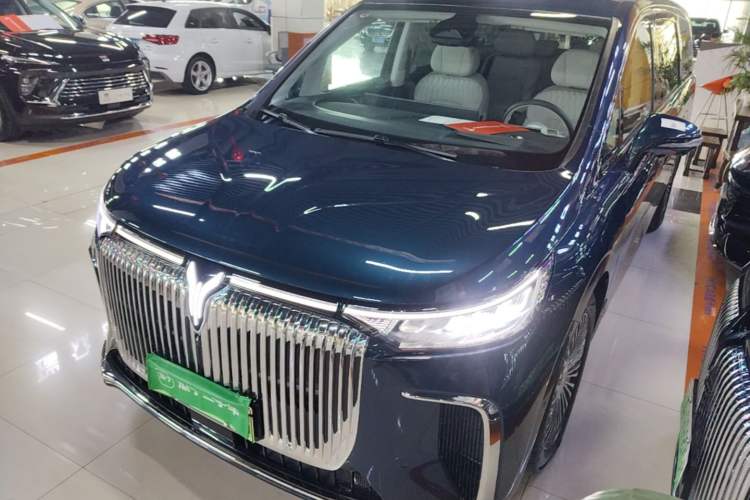 VOYAH Dream 2025 PHEV Four-Wheel-Drive Flagship Kunpeng Edition