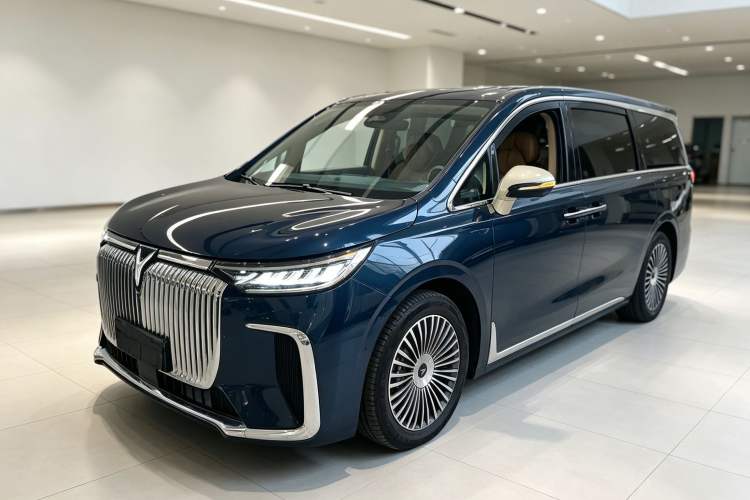 VOYAH Dream 2025 PHEV Four-Wheel Drive Excellence Kunpeng Edition