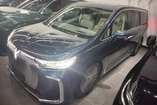 Used VOYAH Dream 2025 PHEV Four-Wheel-Drive Flagship Kunpeng Edition