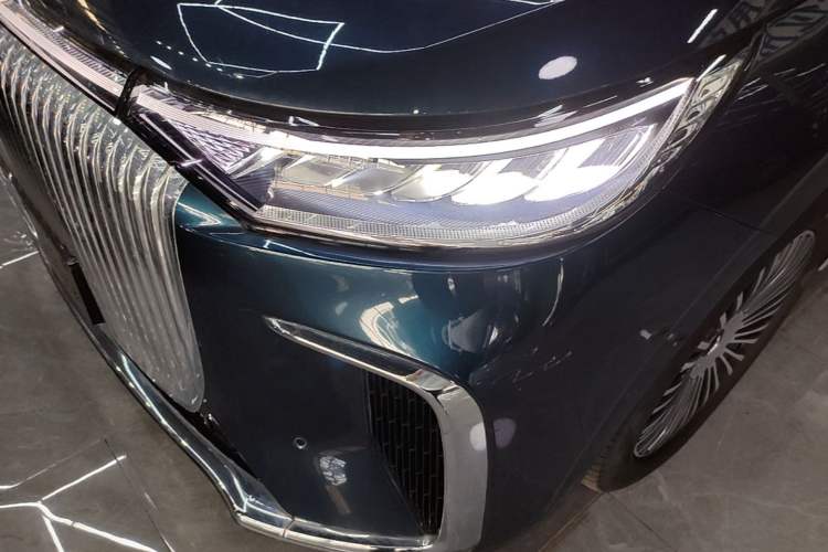 Used VOYAH Dream 2025 PHEV Four-Wheel-Drive Flagship Kunpeng Edition Left Front Headlight