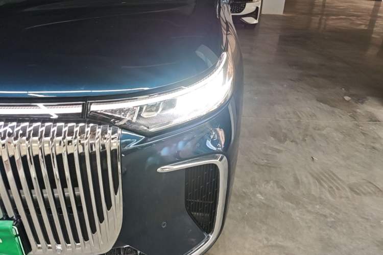 Used VOYAH Dream 2025 PHEV Four-Wheel-Drive Flagship Kunpeng Edition Left Front Headlight