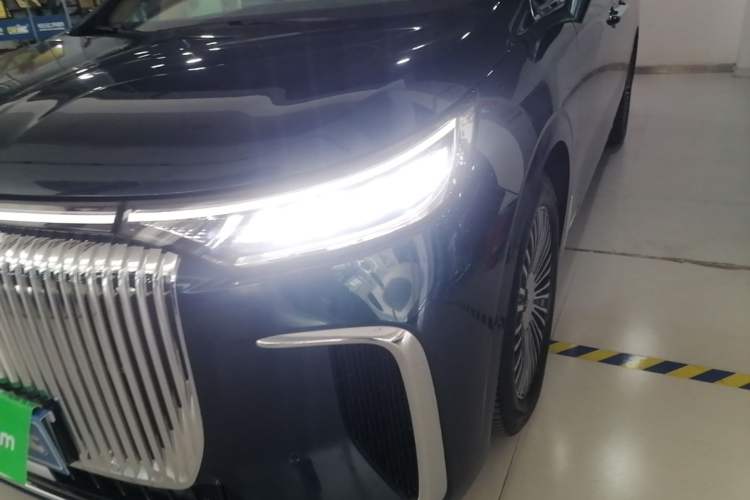 Used VOYAH Dream 2025 PHEV Four-Wheel-Drive Flagship Kunpeng Edition Left Front Headlight