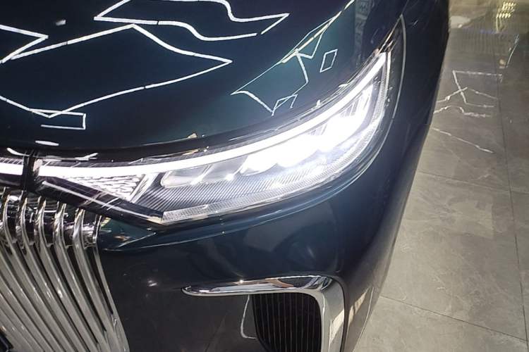 Used VOYAH Dream 2025 PHEV Four-Wheel-Drive Flagship Kunpeng Edition Left Front Headlight