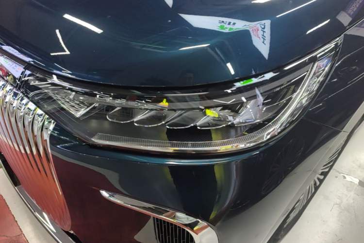 Used VOYAH Dream 2025 PHEV Four-Wheel Drive Prestige Kunpeng Edition Left Front Headlight