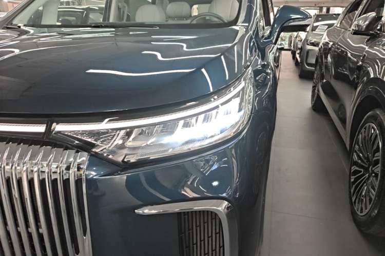 Used VOYAH Dream 2025 PHEV Four-Wheel-Drive Flagship Kunpeng Edition Left Front Headlight