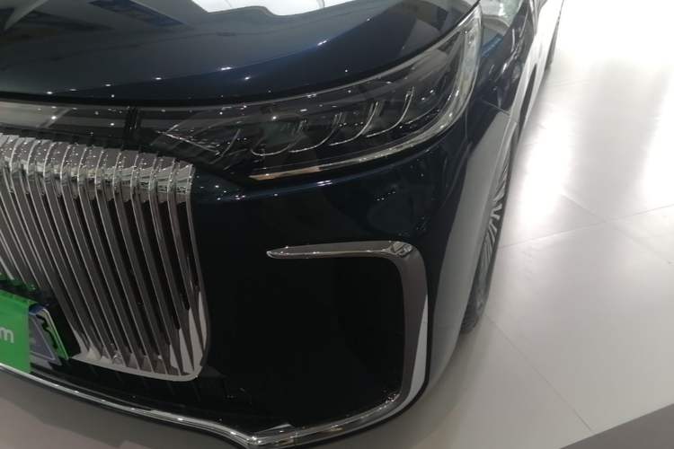 Used VOYAH Dream 2025 PHEV Four-Wheel-Drive Flagship Kunpeng Edition Left Front Headlight