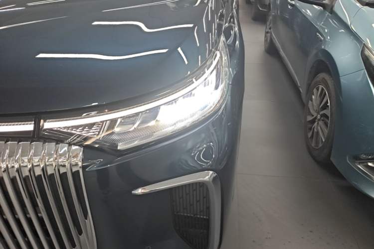 Used VOYAH Dream 2025 PHEV Four-Wheel Drive Prestige Kunpeng Edition Left Front Headlight