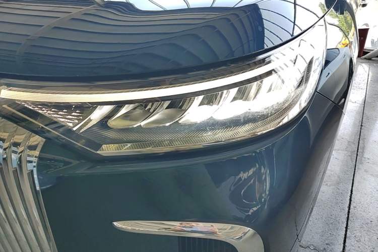 Used VOYAH Dream 2025 PHEV Four-Wheel-Drive Flagship Kunpeng Edition Left Front Headlight