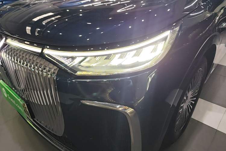 Used VOYAH Dream 2025 PHEV Four-Wheel Drive Prestige Qiankun Edition Left Front Headlight