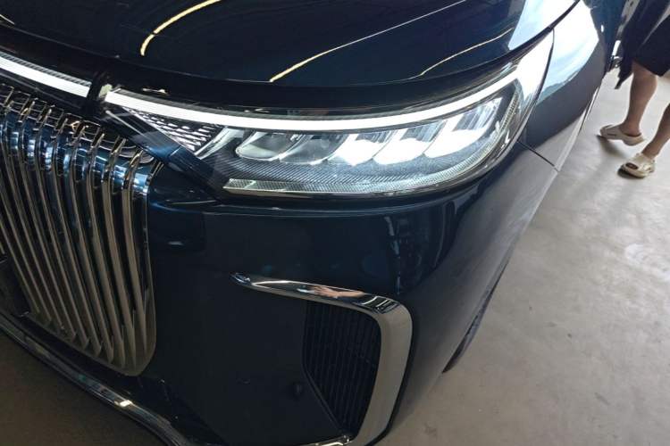 Used VOYAH Dream 2025 PHEV Four-Wheel Drive Prestige Kunpeng Edition Left Front Headlight
